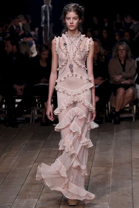 Vestidos de novia Alexander McQueen .